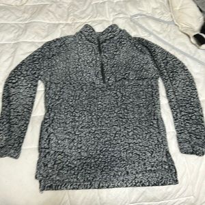 Black and white, size xs